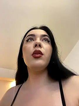 KeiraDark online show from 11.23.25