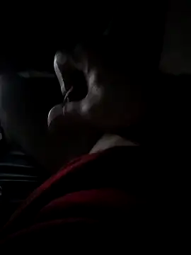 Snapshot of Ibag01 chatting on 02.05.25 Ibag01 online show from 02.05.25