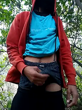 Snapshot of Piyush_2024 chatting on 01.16.25 Piyush 2024 online show from 01.16.25