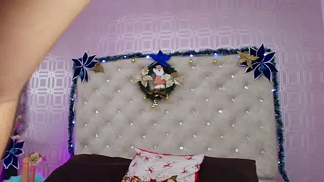 Derieri D online show from 12.28.24