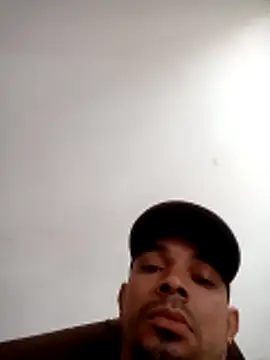 Snapshot of Malubrotudo chatting on 10.09.25 Malubrotudo online show from 10.09.25