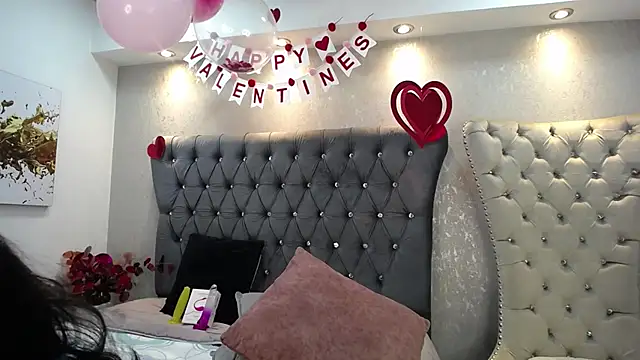 Melodi Roux online show from 02.18.25