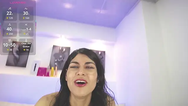 Melodi Roux online show from 09.11.25