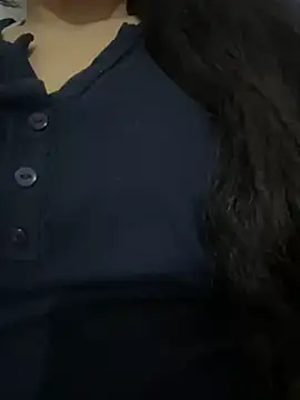 Snapshot of Lina-lolo chatting on 12.26.24 Lina-lolo online show from 12.26.24