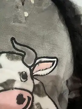 Snapshot of Lina-lolo chatting on 01.01.25 Lina-lolo online show from 01.01.25