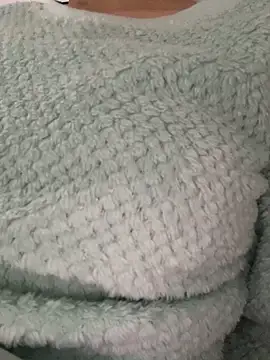 Snapshot of Lina-lolo chatting on 02.02.25 Lina-lolo online show from 02.02.25