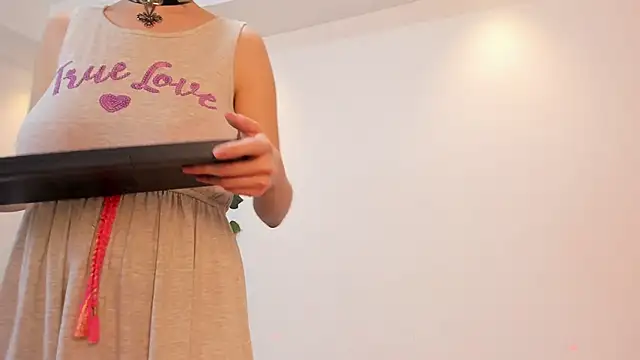 Snapshot of Electraa_fox chatting on 02.12.25 Electraa fox online show from 02.12.25