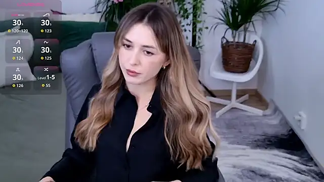 Sophie Enzo online show from 11.13.25