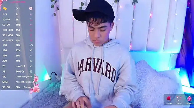 Snapshot of kiing_azahell chatting on 01.11.25 kiing azahell online show from 01.11.25