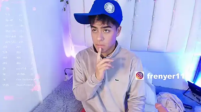 Snapshot of kiing_azahell chatting on 01.12.25 kiing azahell online show from 01.12.25