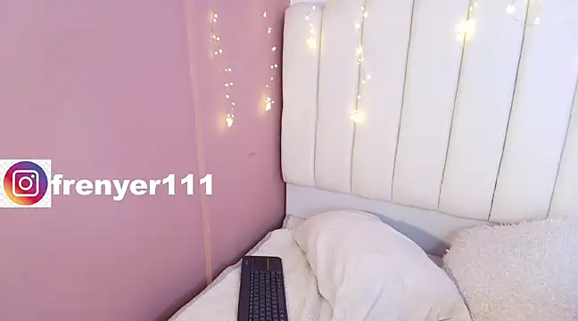 Snapshot of kiing_azahell chatting on 02.21.25 kiing azahell online show from 02.21.25