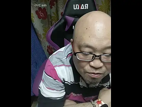 Snapshot of 419hisakun chatting on 10.05.25 419hisakun online show from 10.05.25