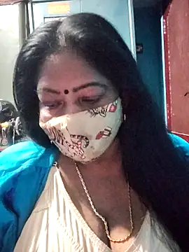 maniisha online show from 04.17.26