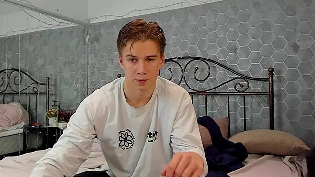 Snapshot of Marcus_Swampov chatting on 12.10.24 Marcus Swampov online show from 12.10.24