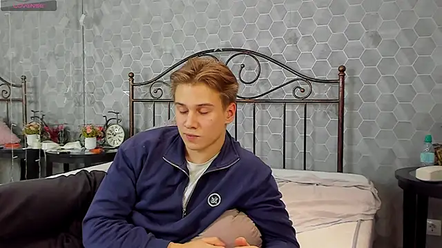 Snapshot of Marcus_Swampov chatting on 12.12.24 Marcus Swampov online show from 12.12.24