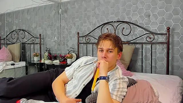 Snapshot of Marcus_Swampov chatting on 12.24.24 Marcus Swampov online show from 12.24.24