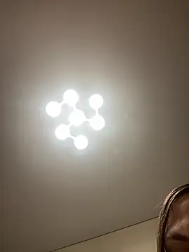 Janet Welder online show from 03.04.25