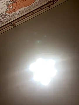 Janet Welder online show from 10.02.25