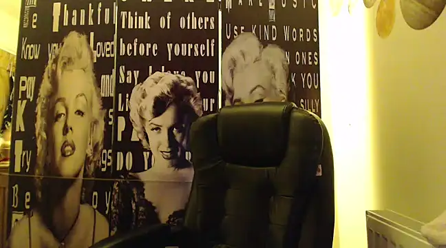 BettyDavisX online show from 12.14.24