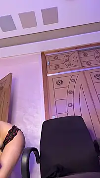 Snapshot of sexy_kaaylie chatting on 10.18.25 sexy kaaylie online show from 10.18.25