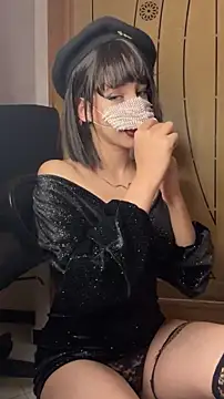 Snapshot of sexy_kaaylie chatting on 11.22.25 sexy kaaylie online show from 11.22.25