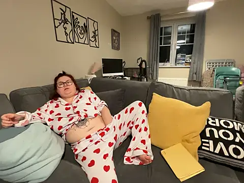 Tallulah-mae-xoxox online show from 01.27.25