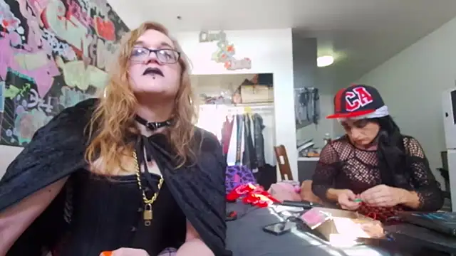 Snapshot of Totallytofu69@xh chatting on 10.24.25 Totallytofu69xh online show from 10.24.25