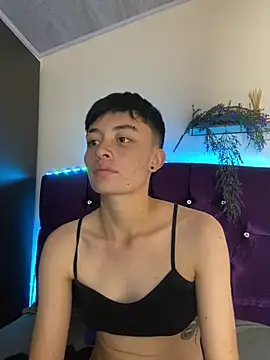 nico 18x online show from 01.08.25