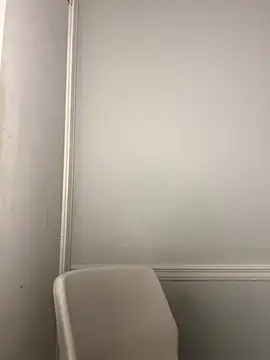 Snapshot of camiliaskye chatting on 11.08.25 camiliaskye online show from 11.08.25