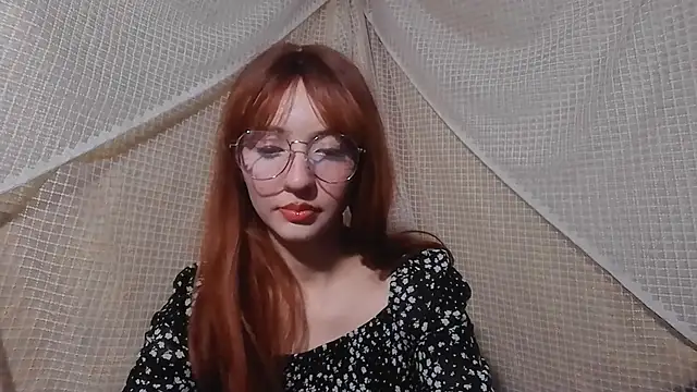 IsabellaBlacky online show from 10.17.25