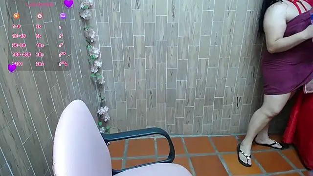 Snapshot of solyeria chatting on 10.03.25 solyeria online show from 10.03.25