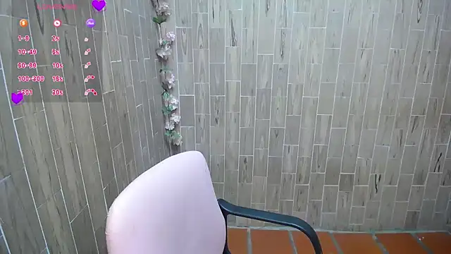 Snapshot of solyeria chatting on 10.17.25 solyeria online show from 10.17.25