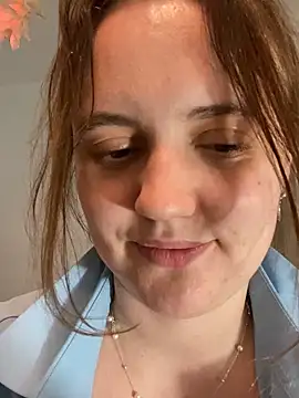 Snapshot of Lella_Ryann_ chatting on 05.31.26 Lella Ryann online show from 05.31.26