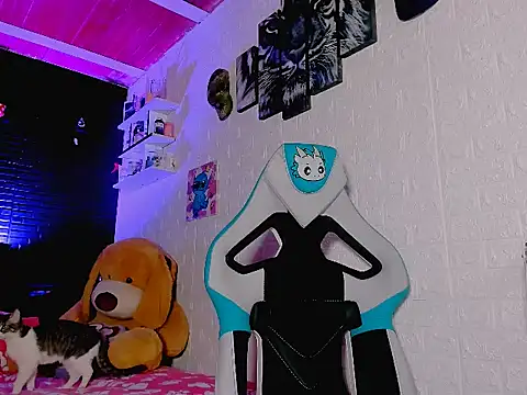 missycanoo online show from 09.26.25