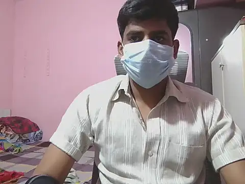 Snapshot of KissesBoyAD chatting on 10.31.25 KissesBoyAD online show from 10.31.25