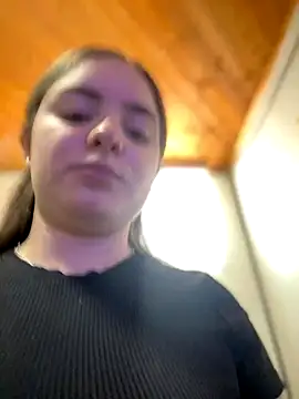 imlindapink online show from 11.22.25