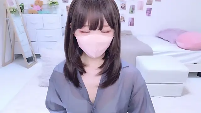 Snapshot of 328_mitsuha chatting on 11.09.25 328 mitsuha online show from 11.09.25