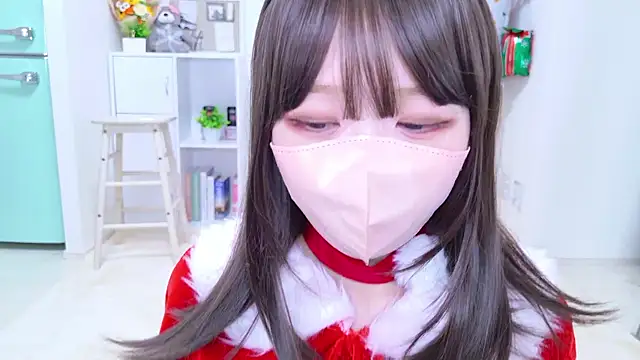 Snapshot of 328_mitsuha chatting on 12.19.25 328 mitsuha online show from 12.19.25