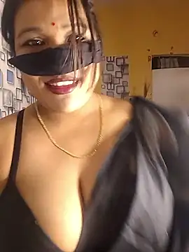 Radhikadavi879 online show from 09.30.25