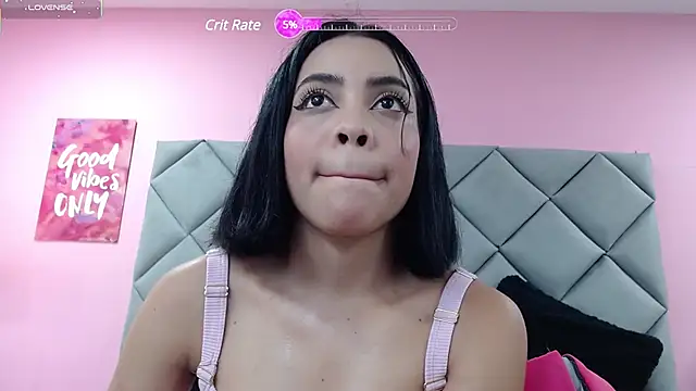 SaraSchmitt online show from 03.01.25