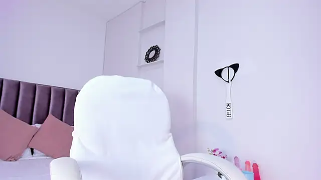 alisson sanders online show from 02.07.25