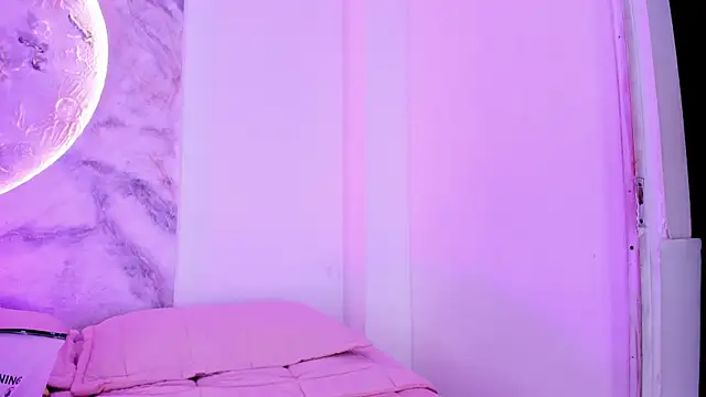 JulietaKane online show from 02.27.26