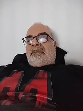 Satiro Sevilla online show from 12.02.25