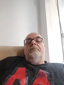 Satiro Sevilla online show from 03.22.26