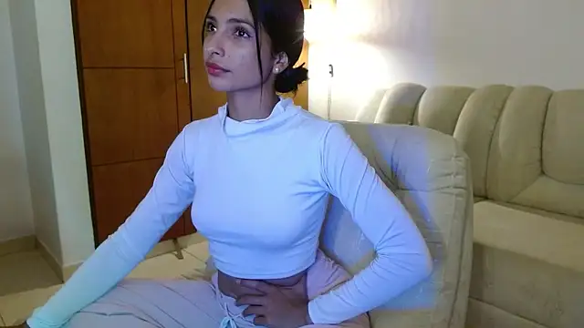 AnnitaSerna  online show from 03.18.26