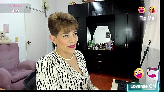 Angelina Stone 65 online show from 11.19.25