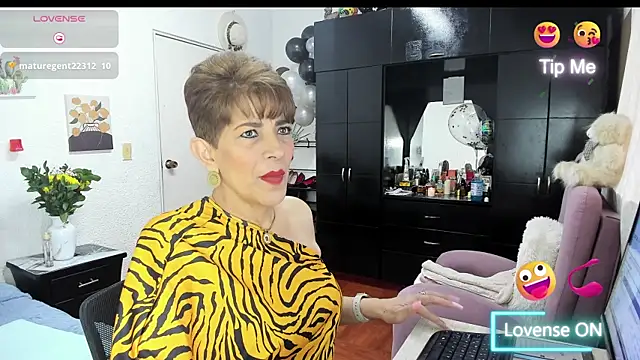 Angelina Stone 65 online show from 01.06.26