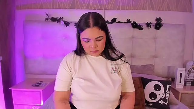 Snapshot of KatyaPittman chatting on 11.03.25 KatyaPittman online show from 11.03.25