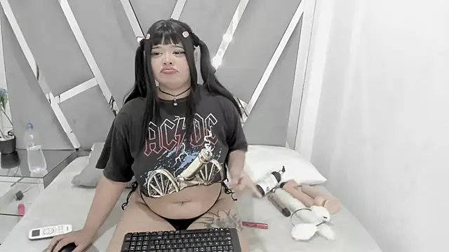 kittyhtx online show from 03.18.25