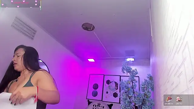 Tiara rr online show from 01.15.26